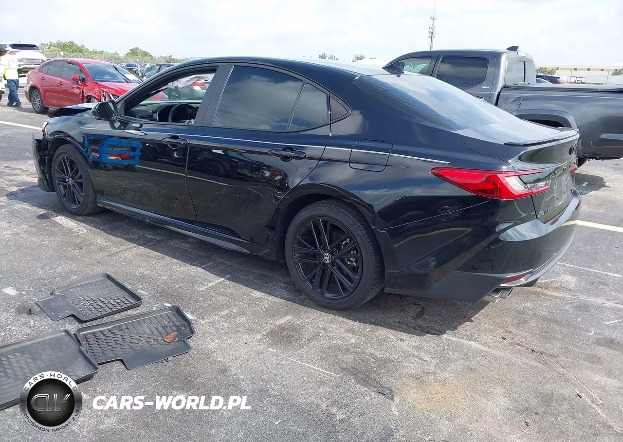 2025 Toyota Camry Se VIN:4T1DAACK0SU204287 - 3