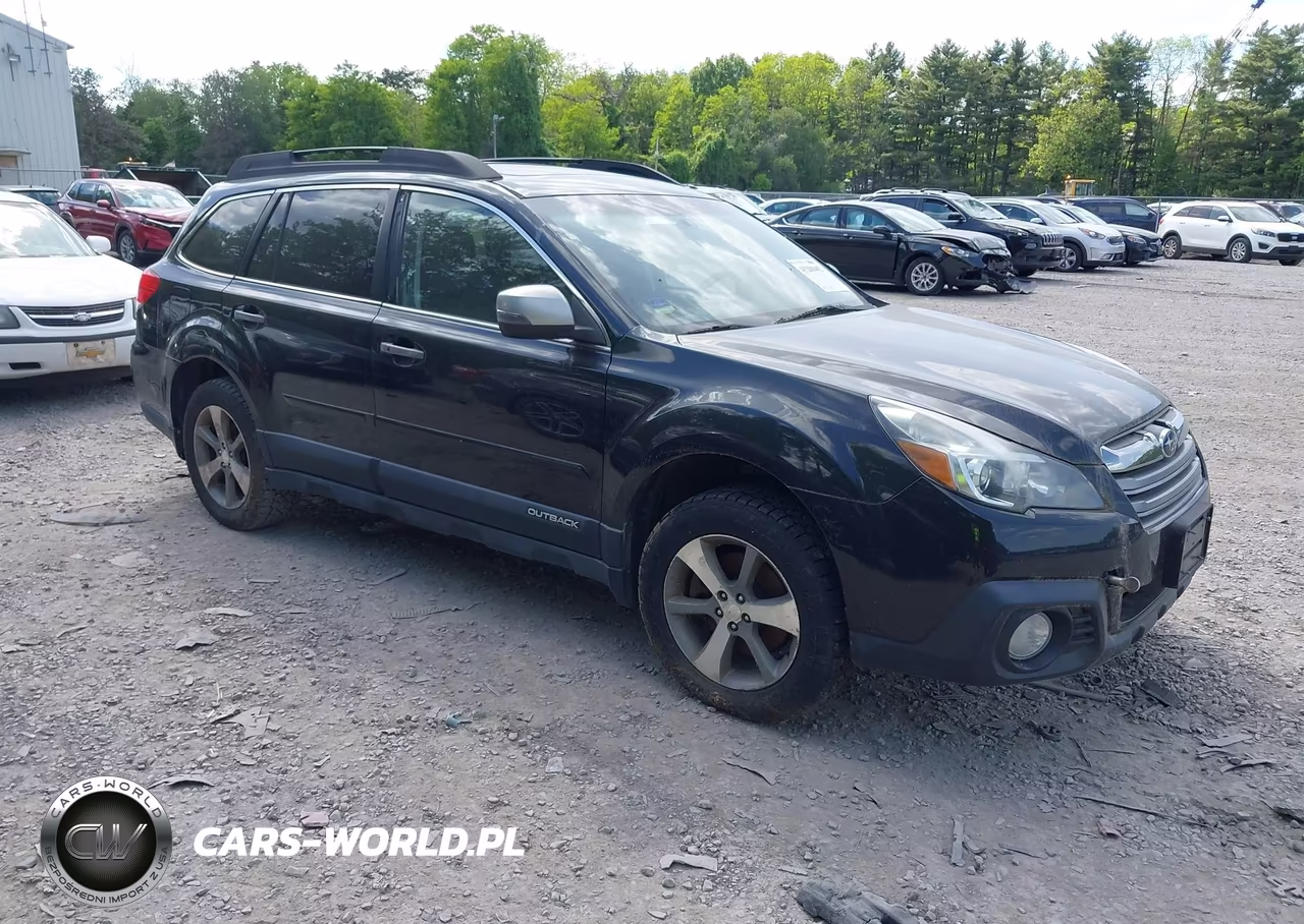 2013 Subaru Outback 3.6R Limited – zdjęcie 1 z 16