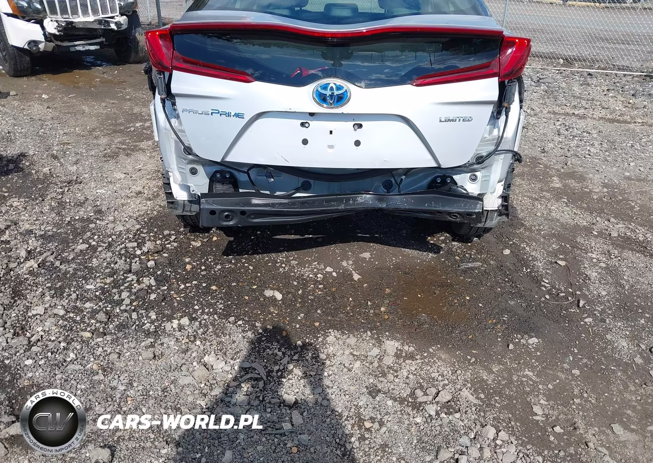 2022 Toyota Prius Prime Limited VIN:JTDKAMFP9N3227971 - 6
