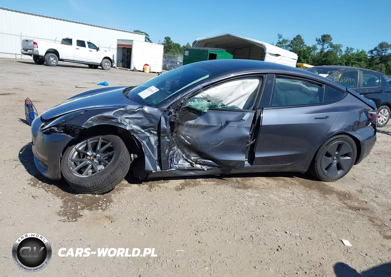 2022 Tesla Model 3 Long Range Dual Motor All-Wheel Drive VIN:5YJ3E1EB3NF168903 - 13