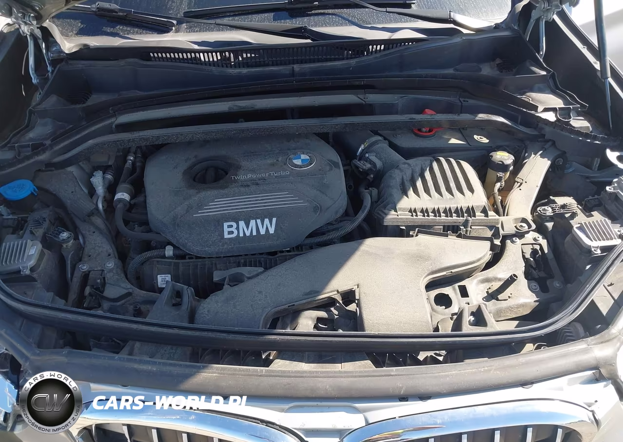 2018 BMW X1 Sdrive28I VIN:WBXHU7C33J3F04540 - 10