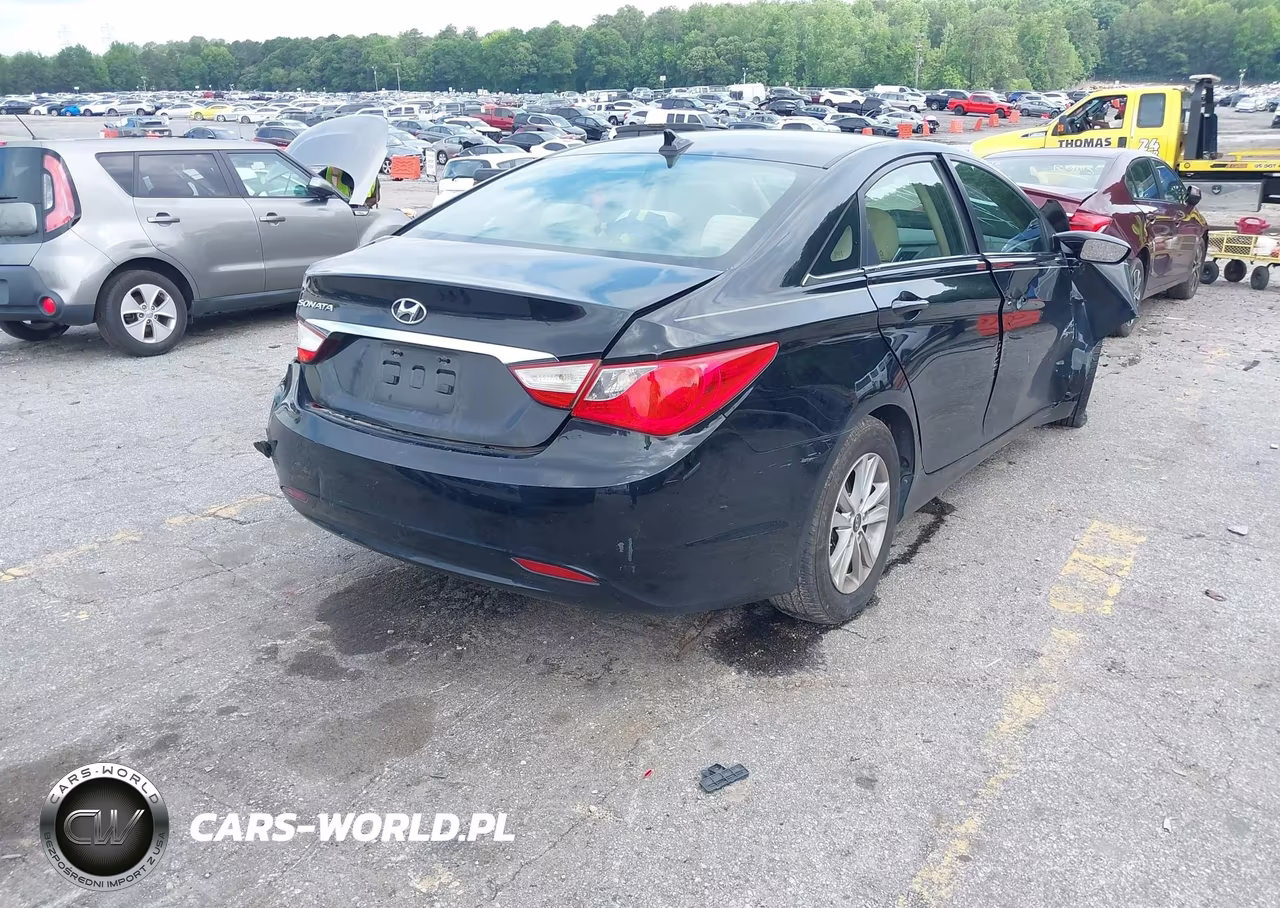 2011 Hyundai Sonata Gls VIN:5NPEB4AC8BH029767 - 4