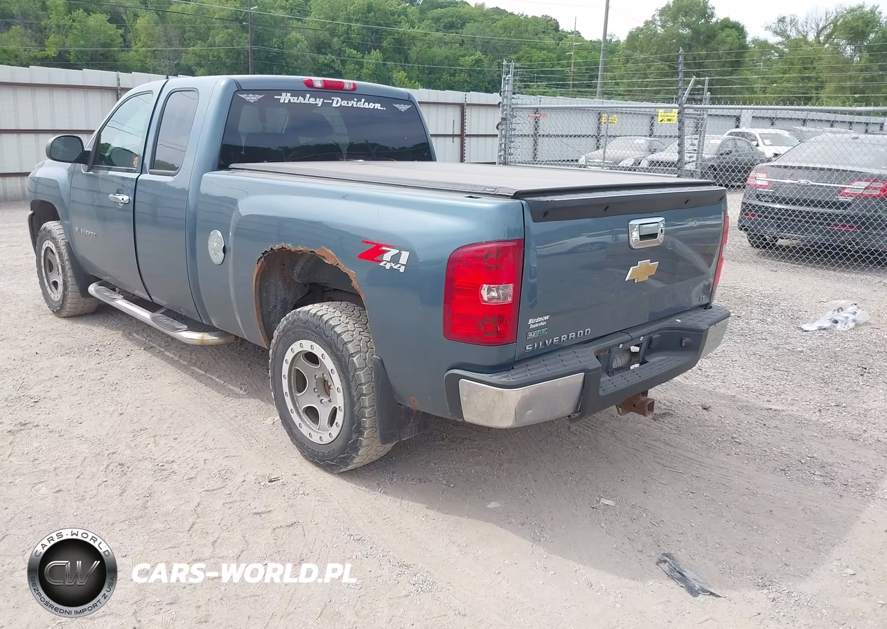 2010 Chevrolet Silverado 1500 Lt VIN:1GCSKSE39AZ169304 - 3