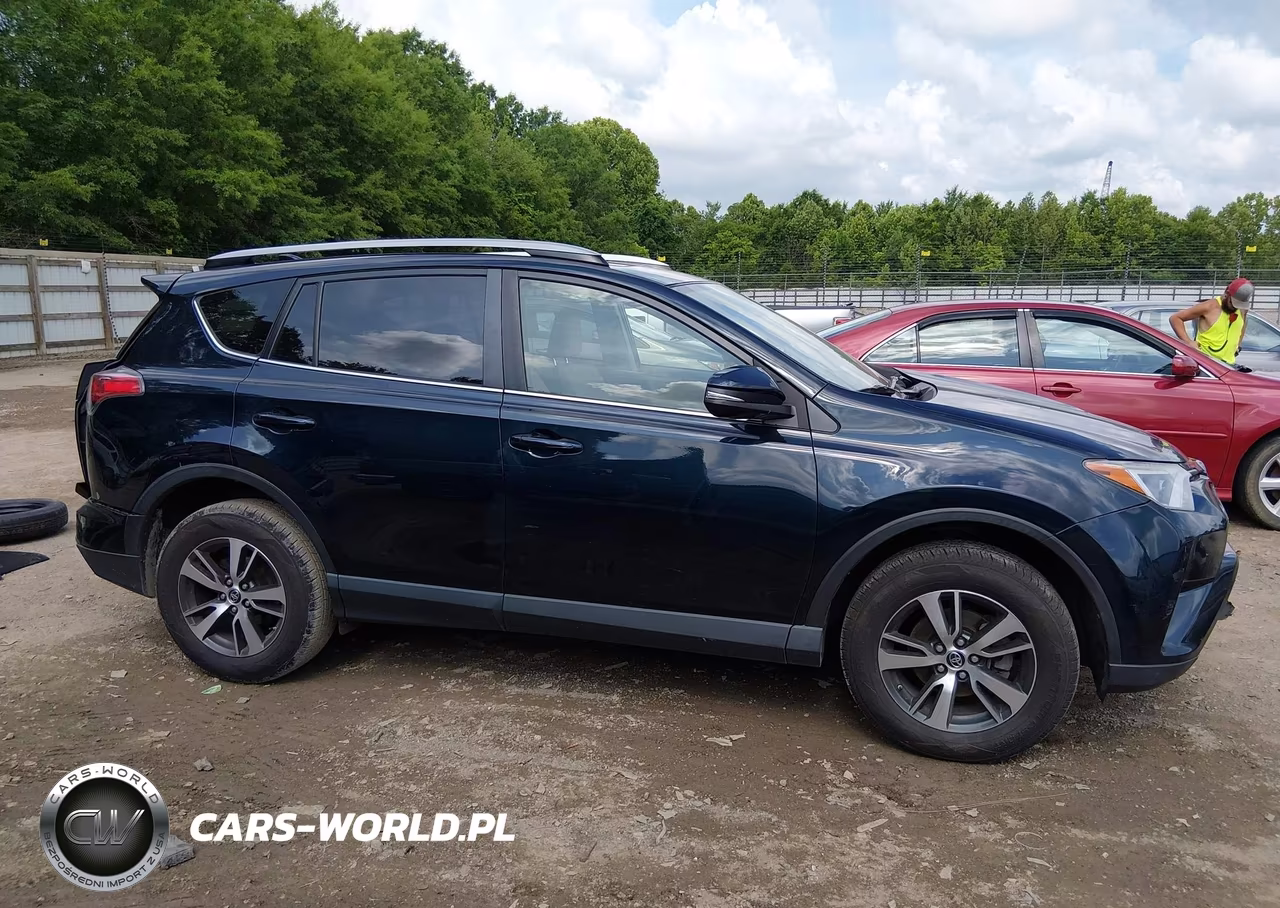 2017 Toyota Rav4 Xle VIN:JTMRFREV6HD213697 - 14