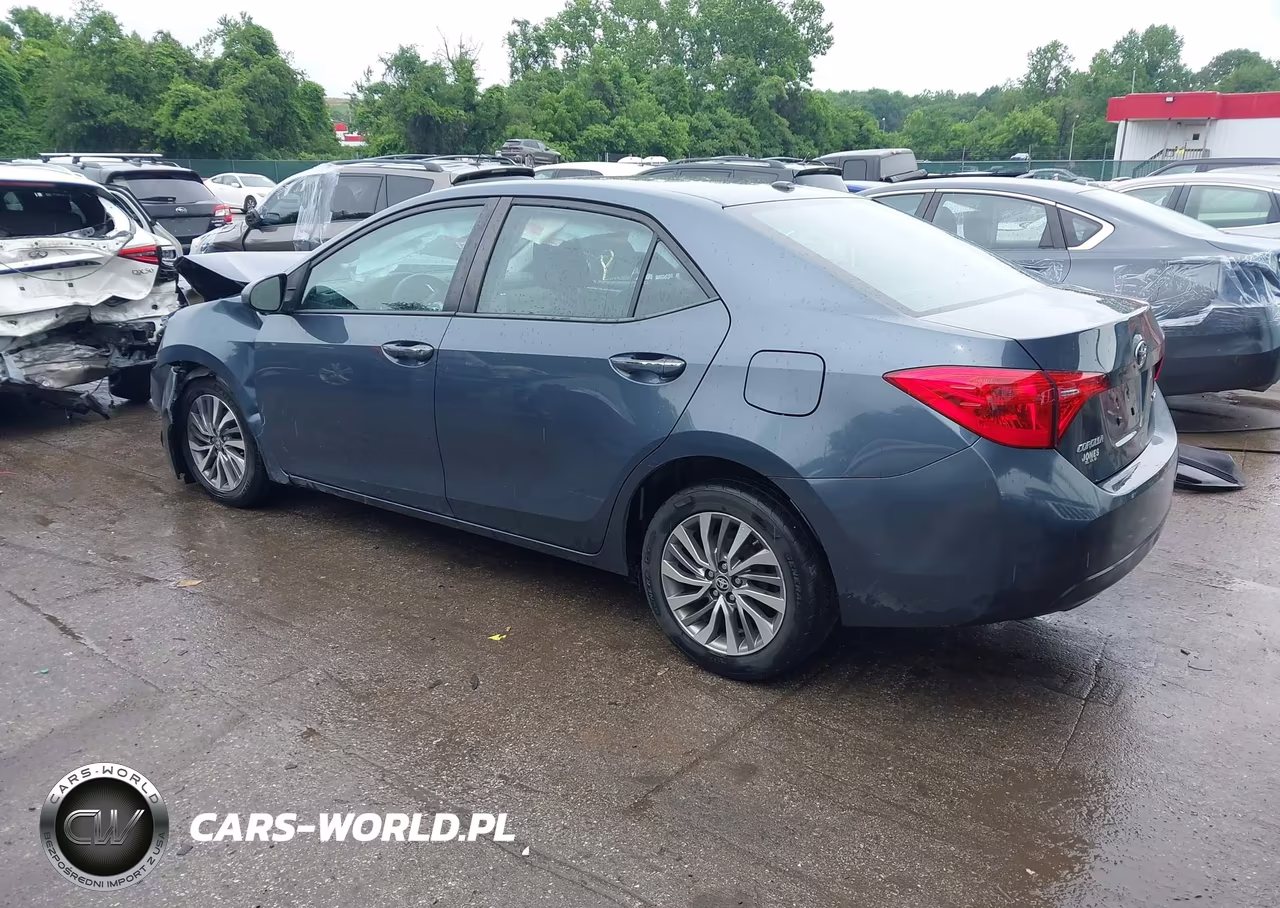 2017 Toyota Corolla Xle VIN:2T1BURHE5HC902856 - 3