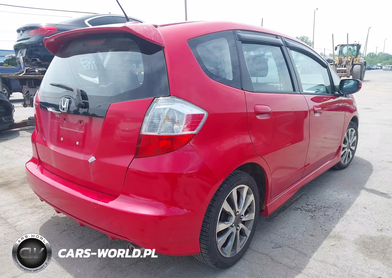 2012 Honda Fit Sport VIN:JHMGE8G52CC022597 - 4