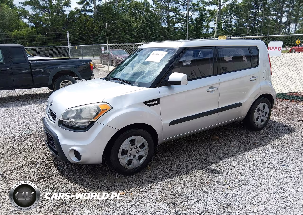 2013 Kia Soul VIN:KNDJT2A56D7755426 - 2
