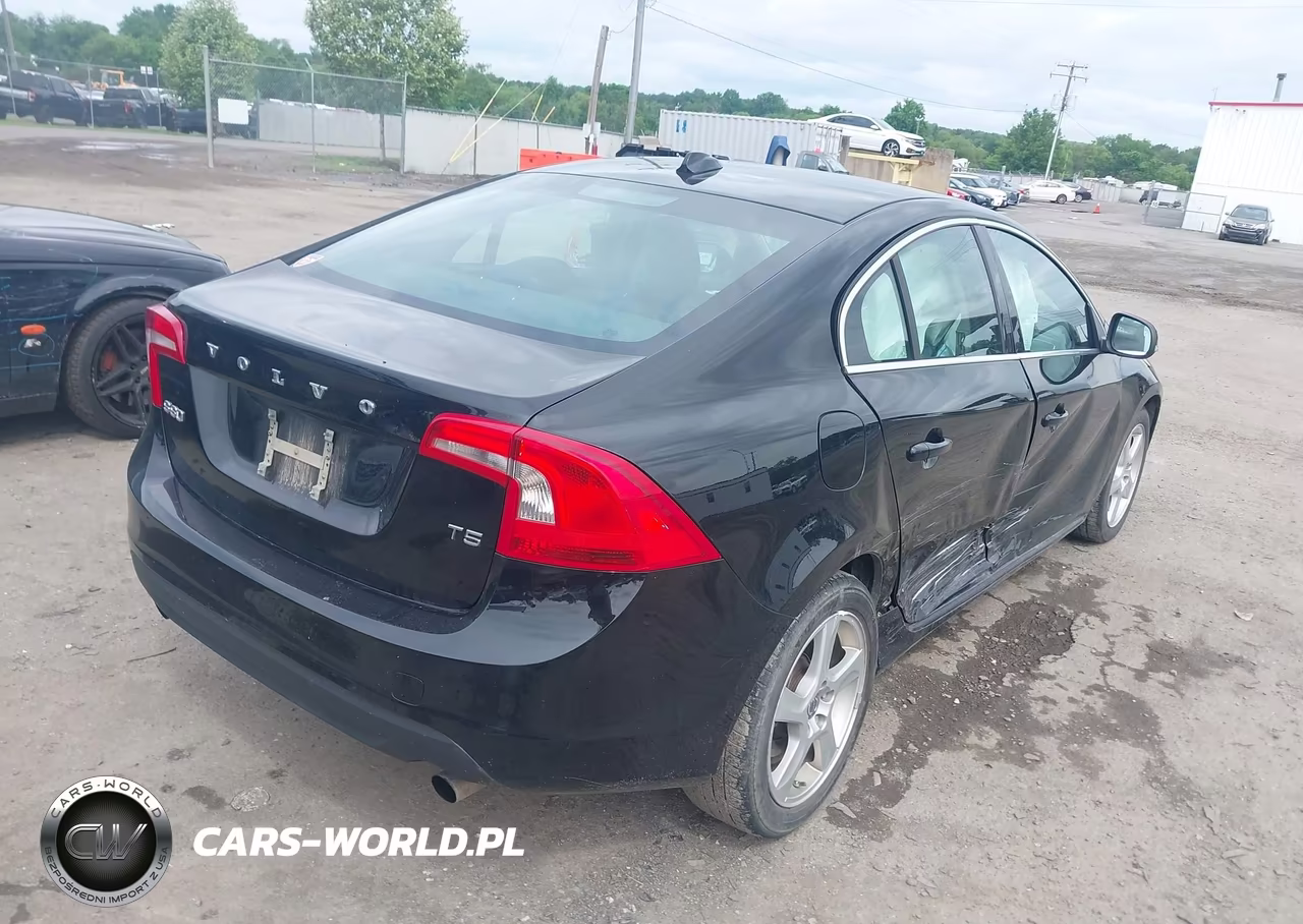 2012 Volvo S60 T5 VIN:YV1622FS2C2037160 - 4
