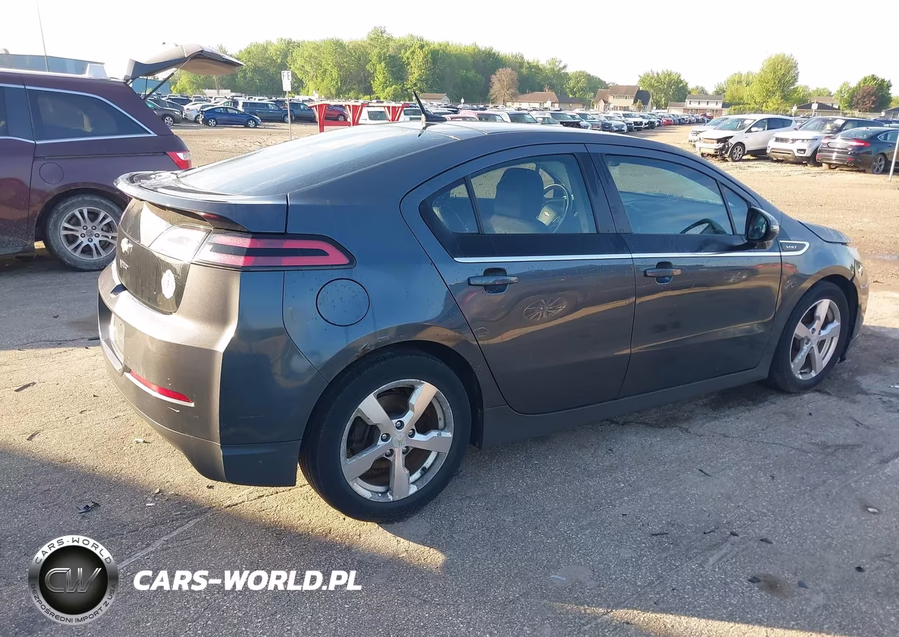 2011 Chevrolet Volt VIN:1G1RD6E42BU103368 - 4