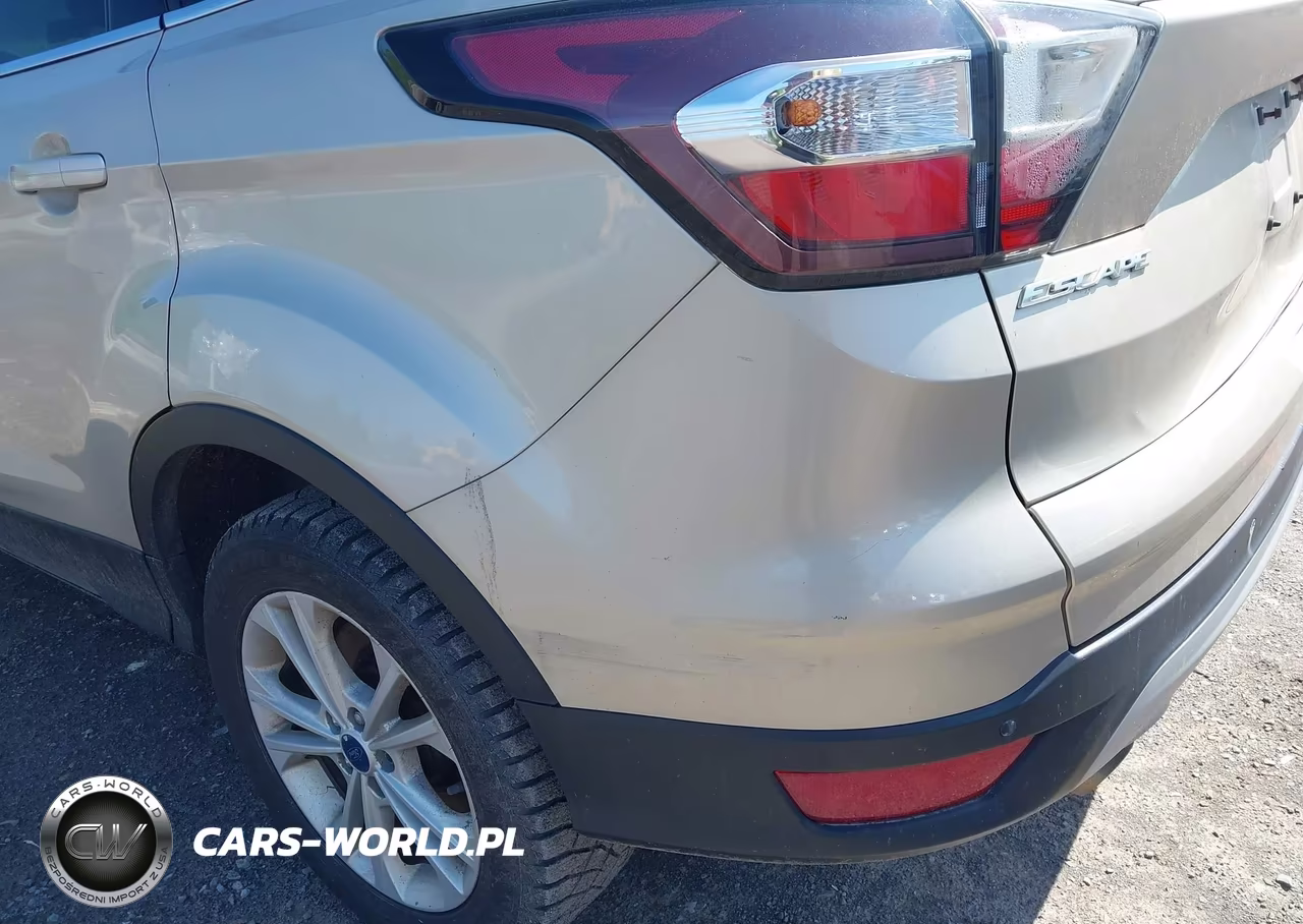 2017 Ford Escape Se VIN:1FMCU0GD5HUA87386 - 6