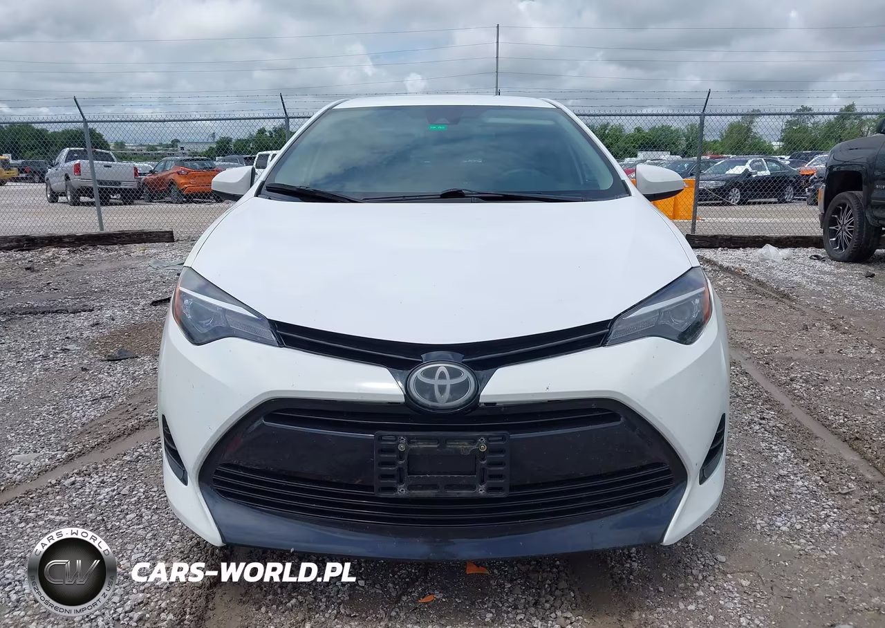 2017 Toyota Corolla Le VIN:2T1BURHE5HC892894 - 12