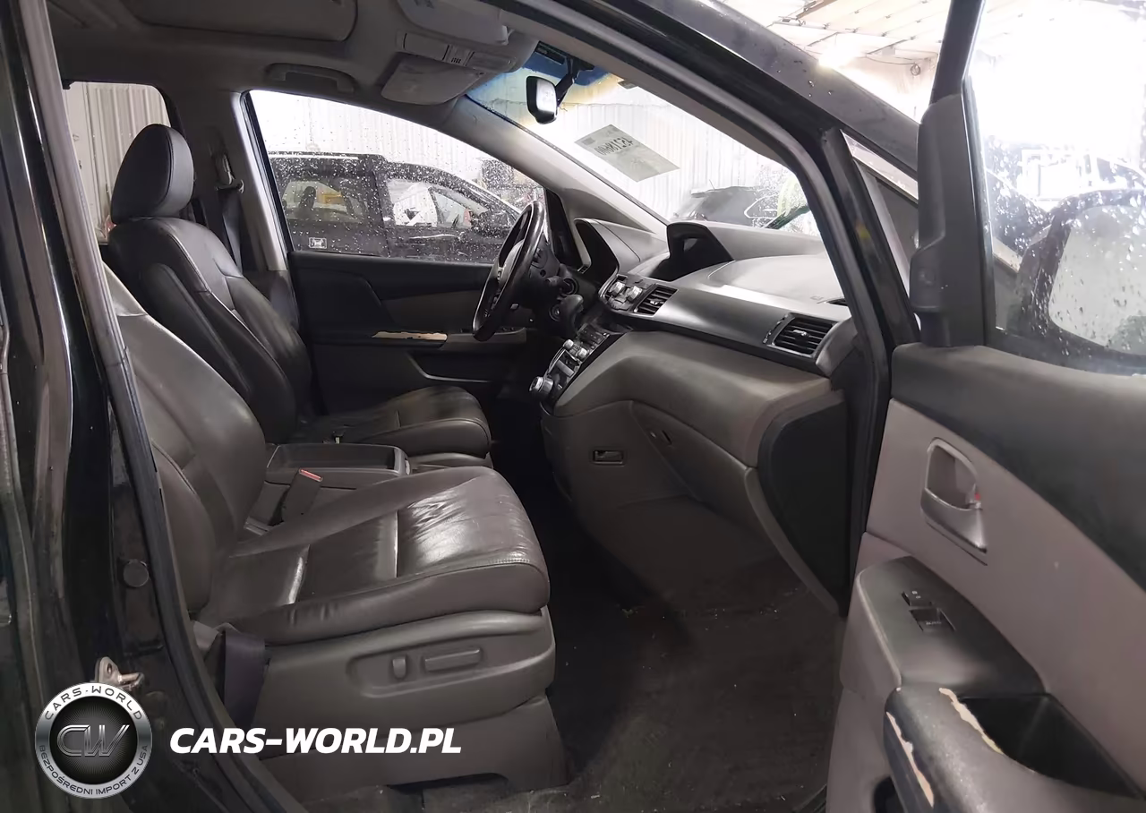 2011 Honda Odyssey Touring-Touring Elite VIN:5FNRL5H91BB035052 - 5