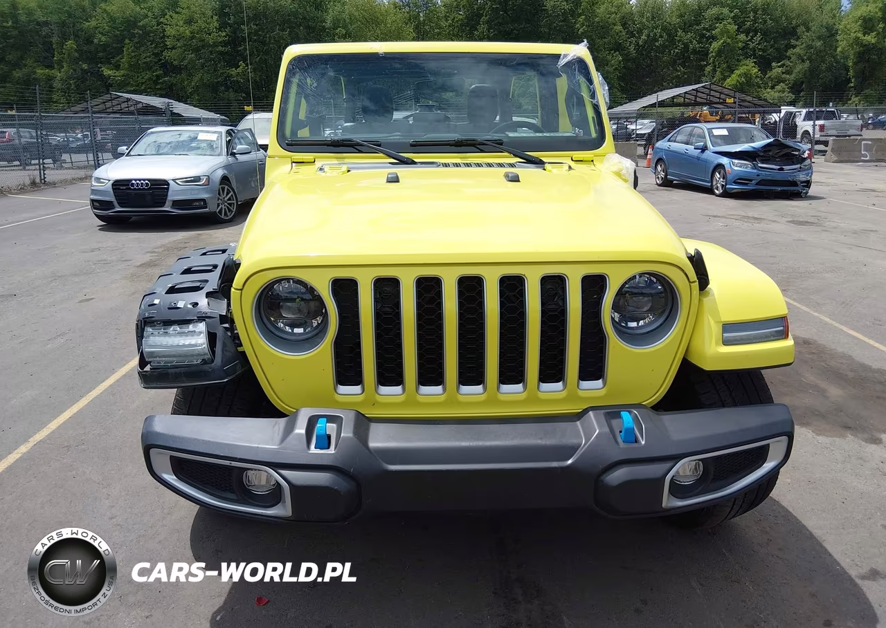 2023 Jeep Wrangler 4Xe Sahara 4X4 VIN:1C4JJXP66PW555658 - 13