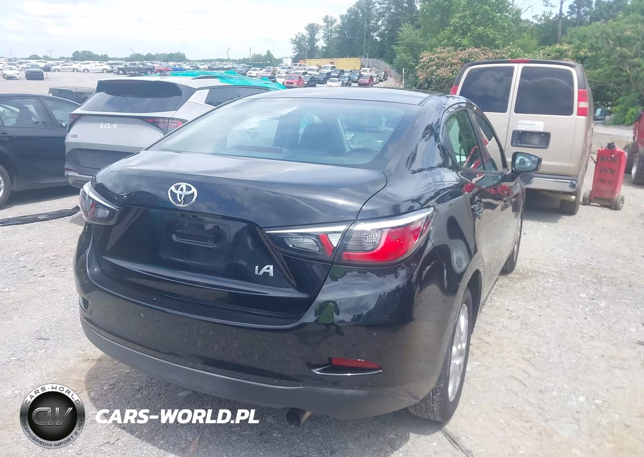 2018 Toyota Yaris Ia VIN:3MYDLBYV9JY302335 - 4