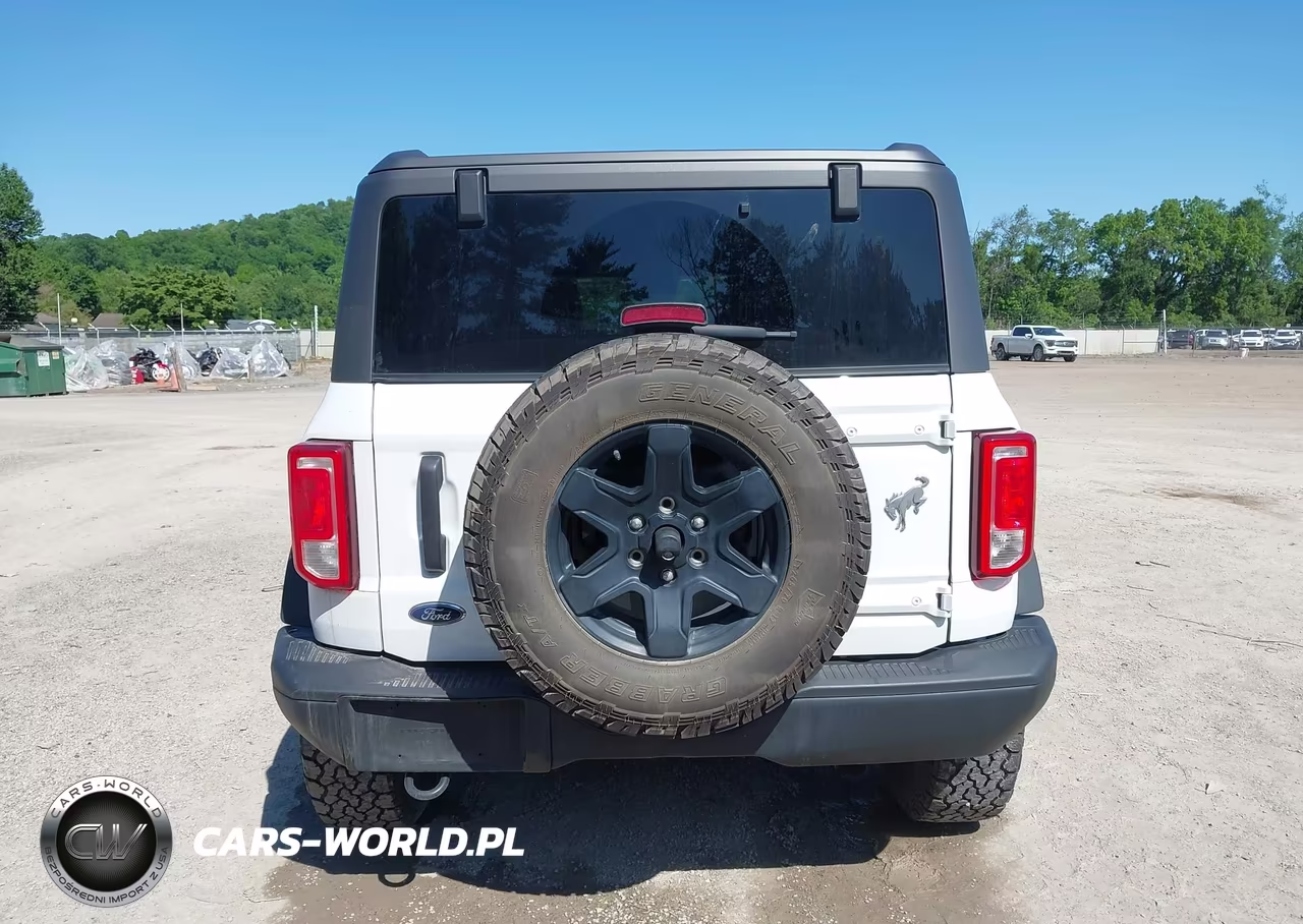 2023 Ford Bronco Black Diamond VIN:1FMEE5DH8PLB07029 - 17