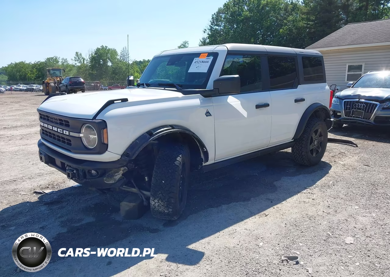 2023 Ford Bronco Black Diamond VIN:1FMEE5DH8PLB07029 - 2