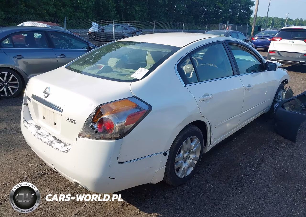 2010 Nissan Altima 2.5 S VIN:1N4AL2AP9AC169118 - 4