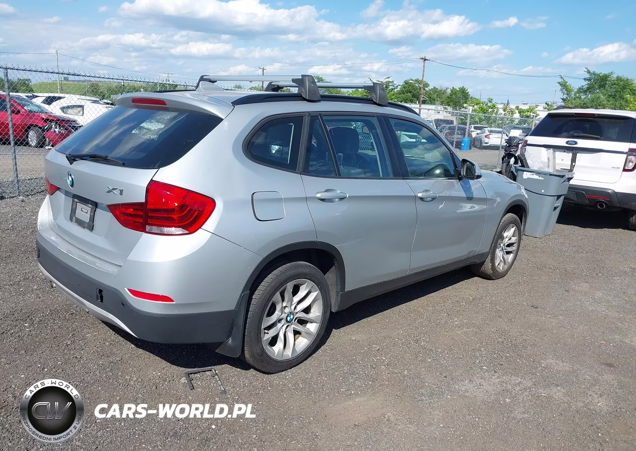 2015 BMW X1 xDrive28I VIN:WBAVL1C55FVY29147 - 4