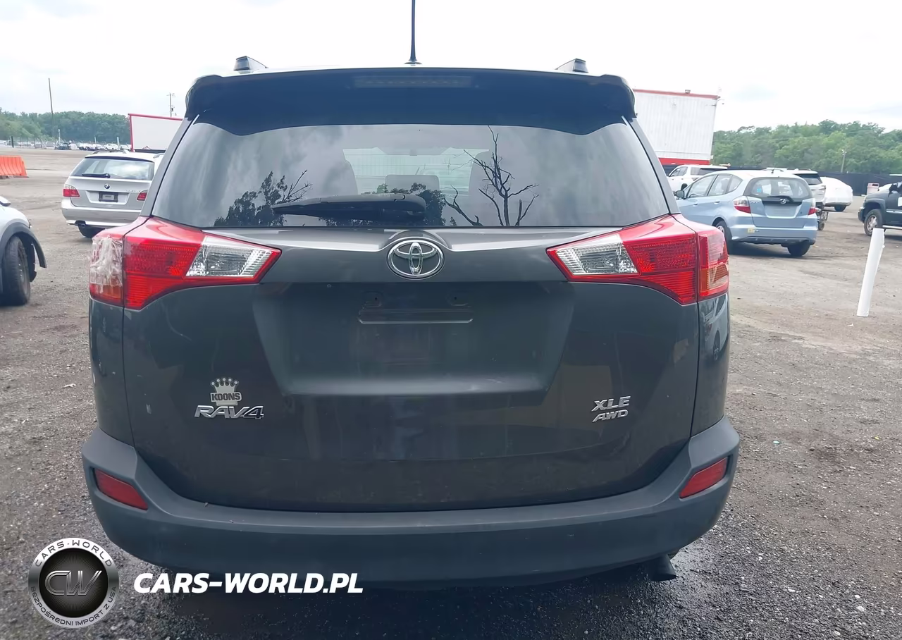 2015 Toyota Rav4 Xle VIN:JTMRFREV8FJ025357 - 16