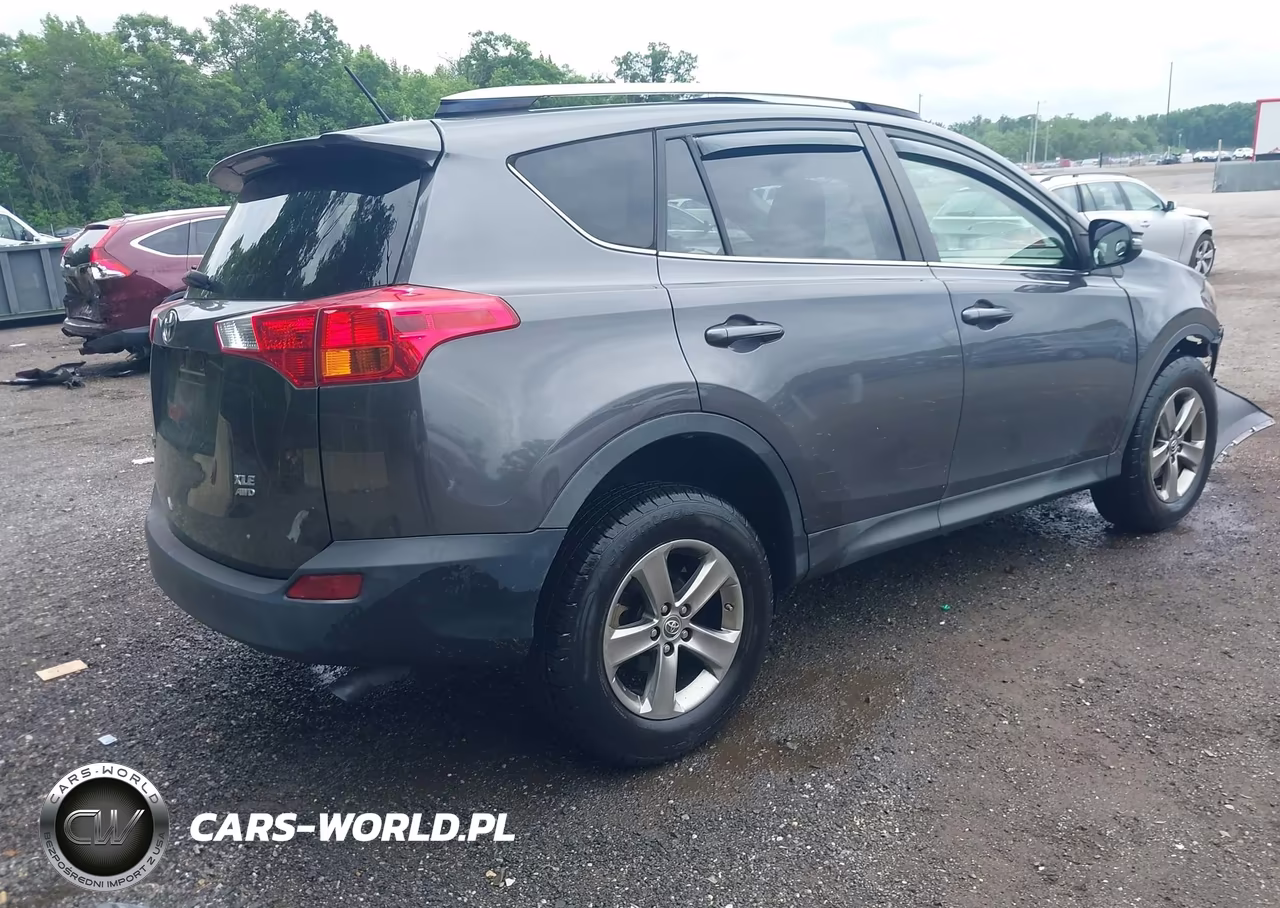 2015 Toyota Rav4 Xle VIN:JTMRFREV8FJ025357 - 4