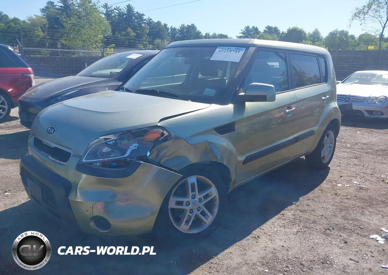 2011 Kia Soul + VIN:KNDJT2A26B7225895 - 2