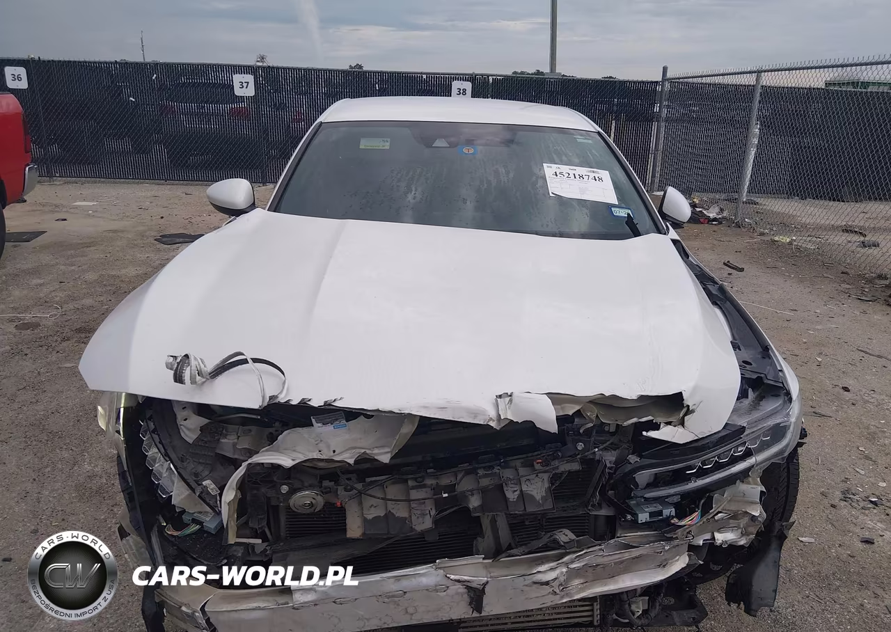 2018 Honda Accord Sport VIN:1HGCV1F38JA175373 - 12