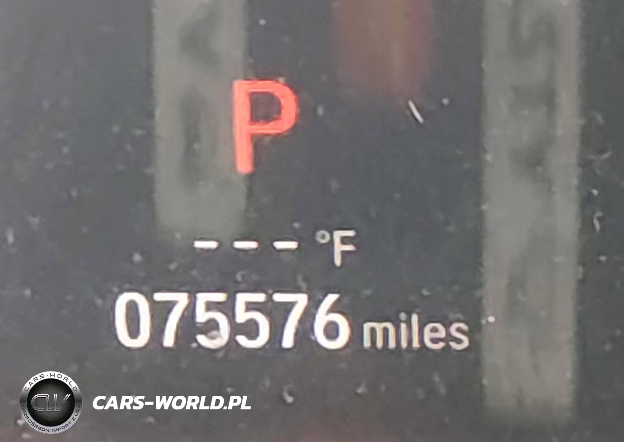 2018 Honda Accord Sport VIN:1HGCV1F38JA175373 - 15