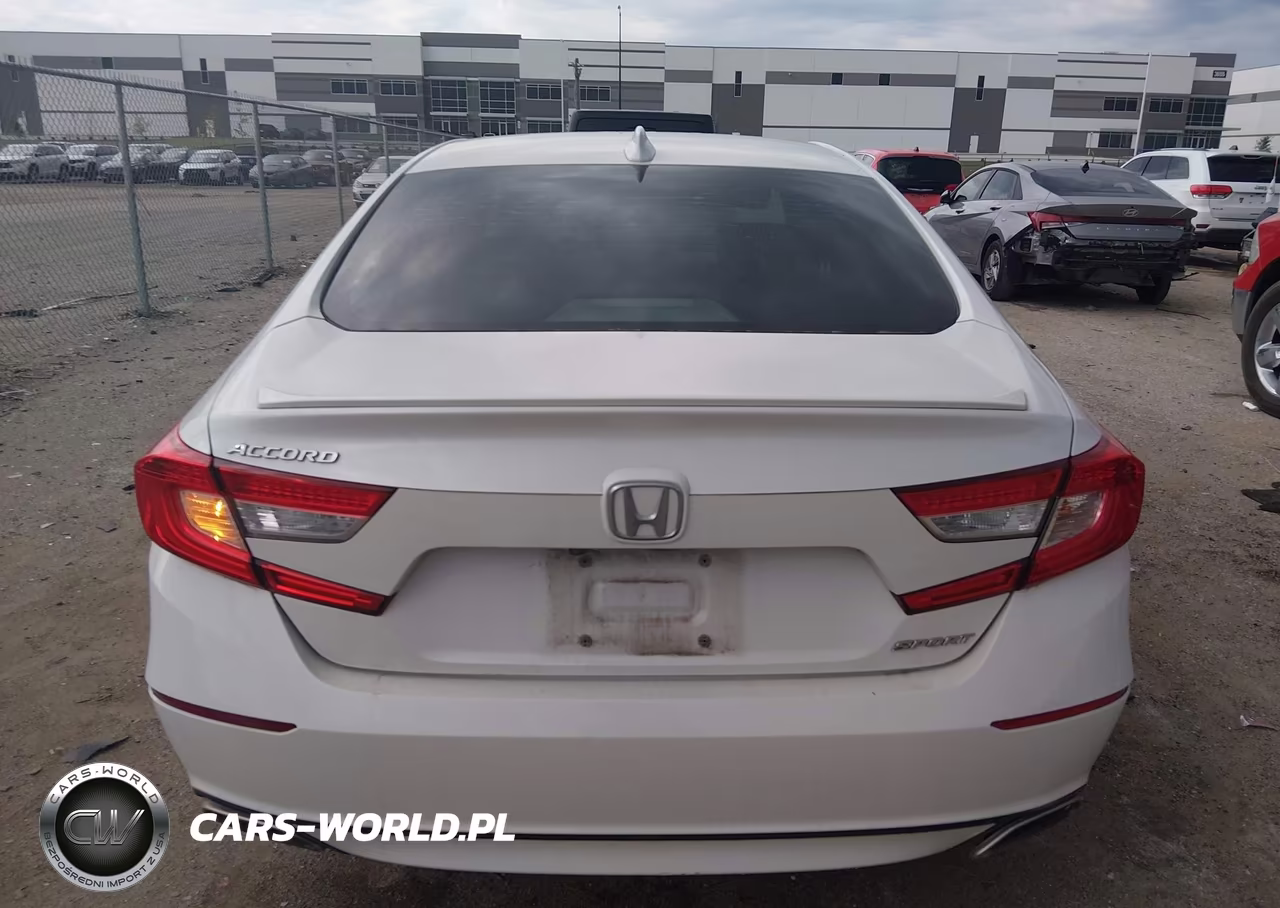 2018 Honda Accord Sport VIN:1HGCV1F38JA175373 - 16