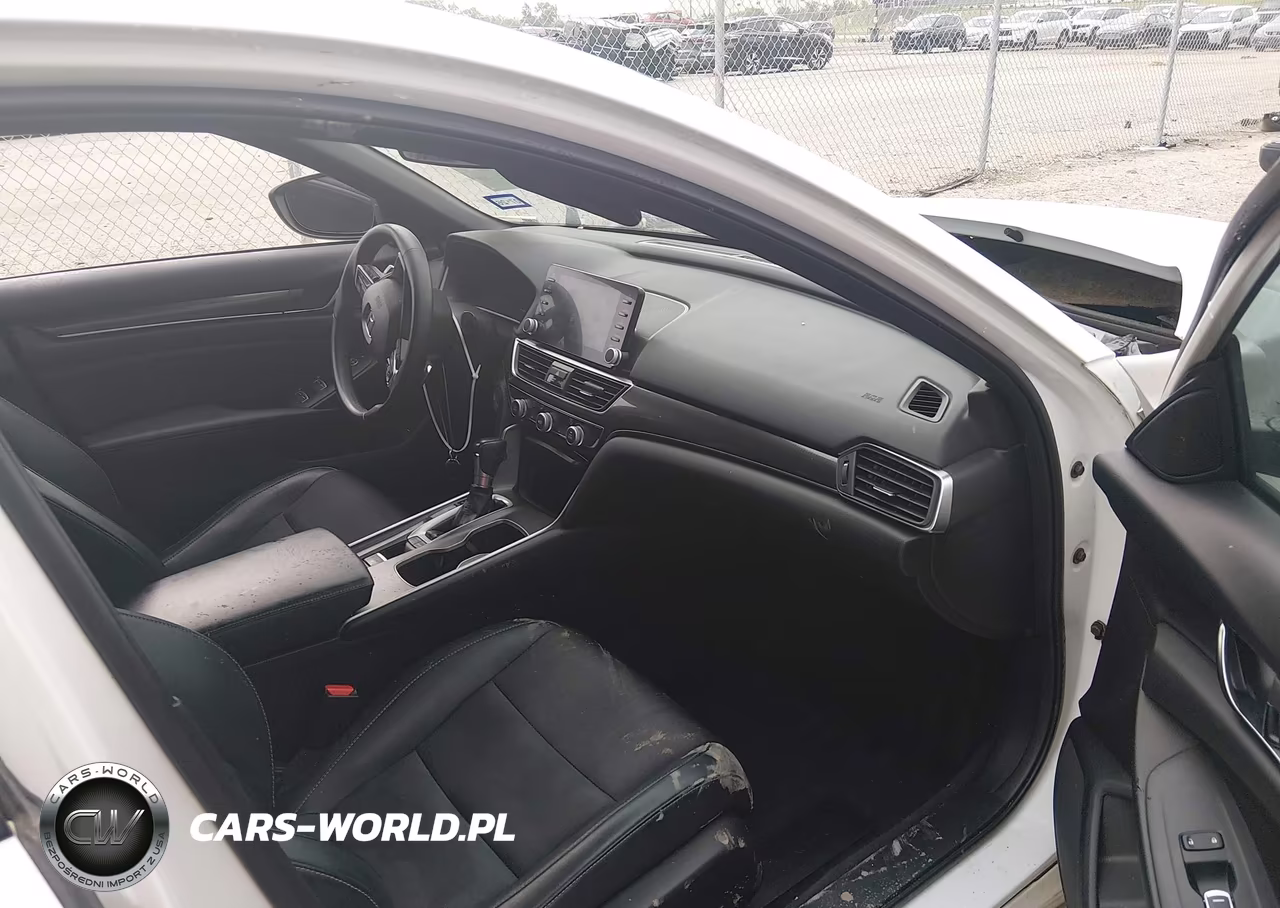 2018 Honda Accord Sport VIN:1HGCV1F38JA175373 - 5