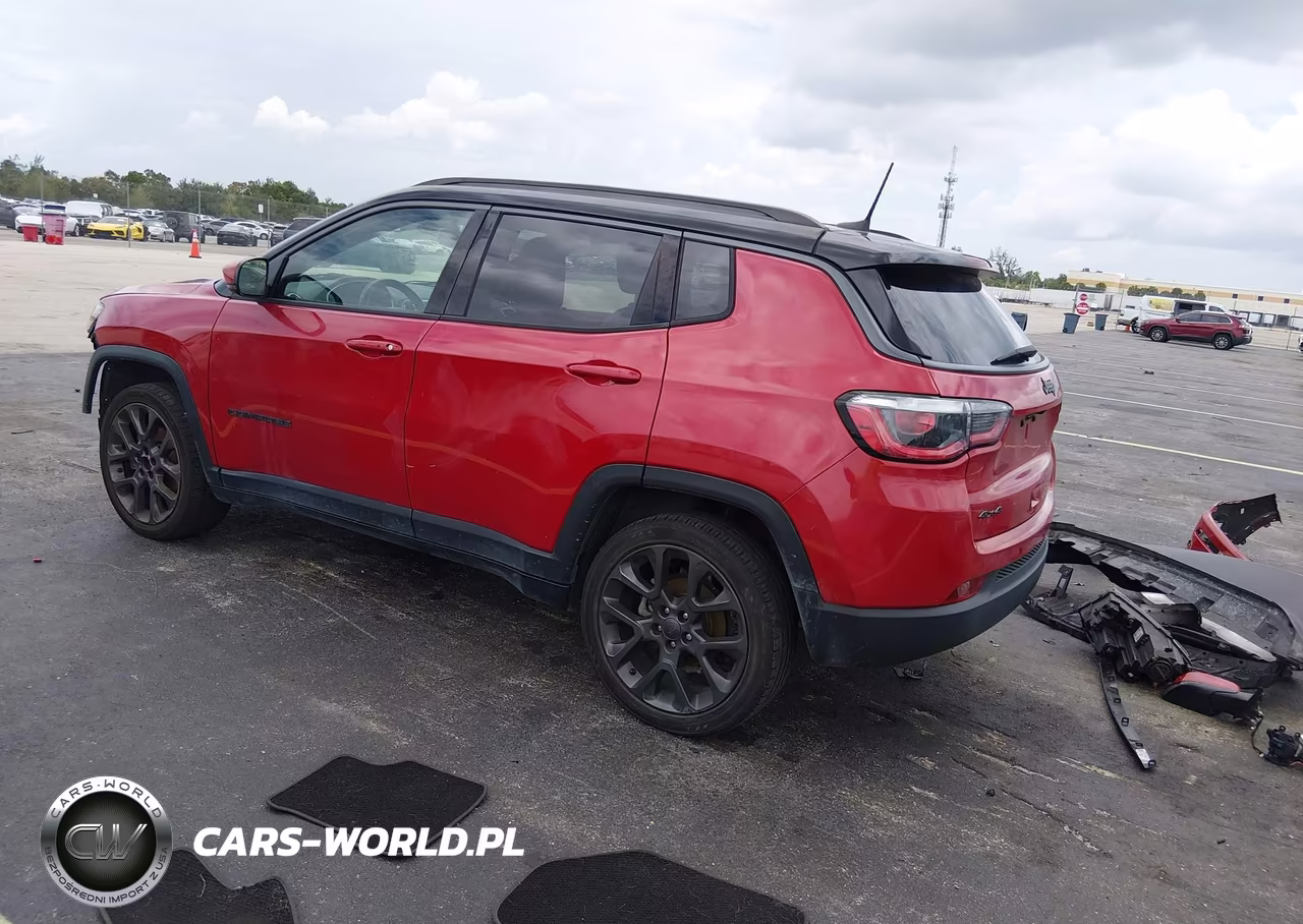 2020 Jeep Compass High Altitude 4X4 VIN:3C4NJDCB2LT135561 - 3