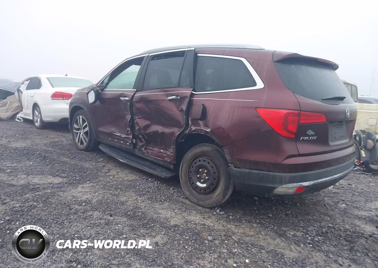 2016 Honda Pilot Touring VIN:5FNYF6H92GB005574 - 3
