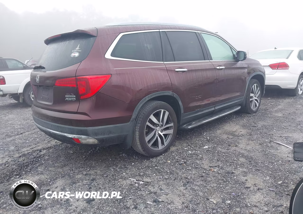 2016 Honda Pilot Touring VIN:5FNYF6H92GB005574 - 4