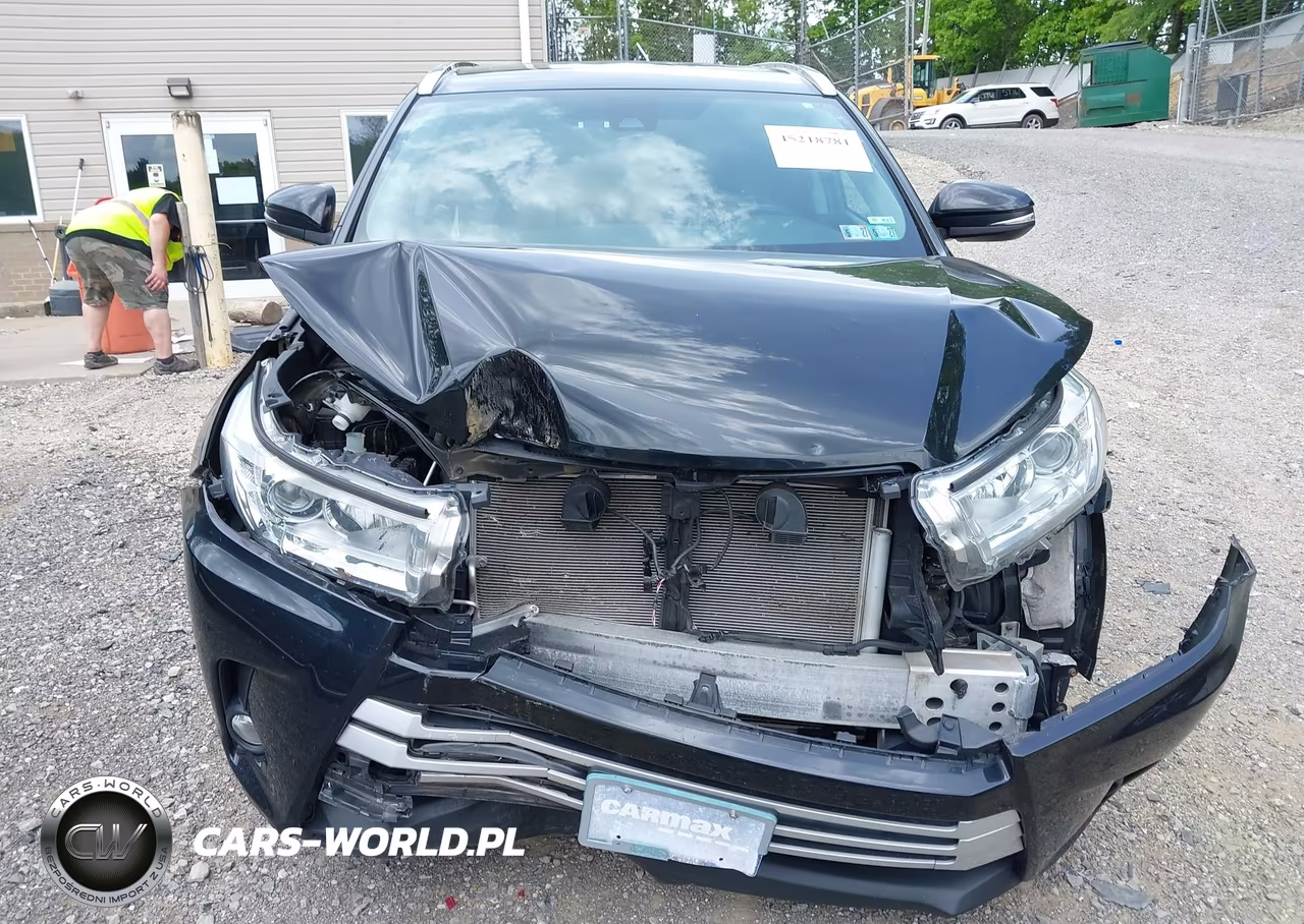 2019 Toyota Highlander Xle VIN:5TDJZRFHXKS606174 - 12