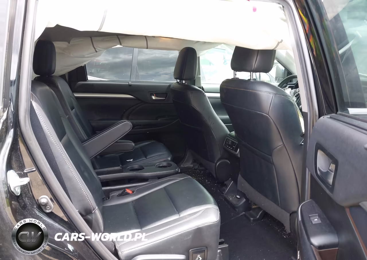 2019 Toyota Highlander Xle VIN:5TDJZRFHXKS606174 - 8