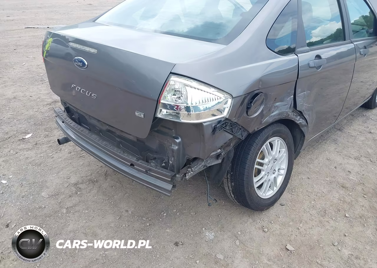 2010 Ford Focus Se VIN:1FAHP3FN5AW210262 - 6