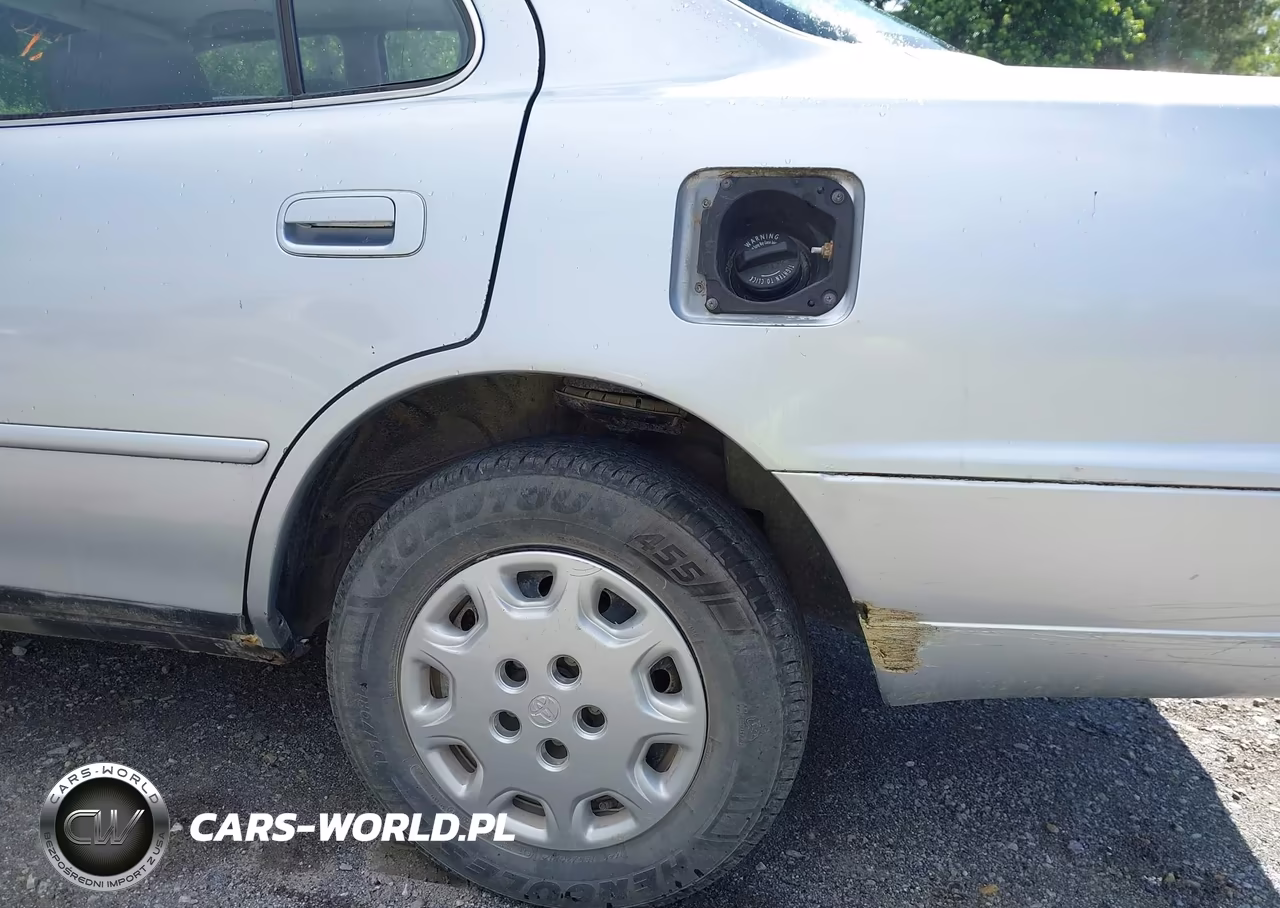 1996 Toyota Camry Dx-Le-Xle VIN:JT2BG12K4T0373225 - 15