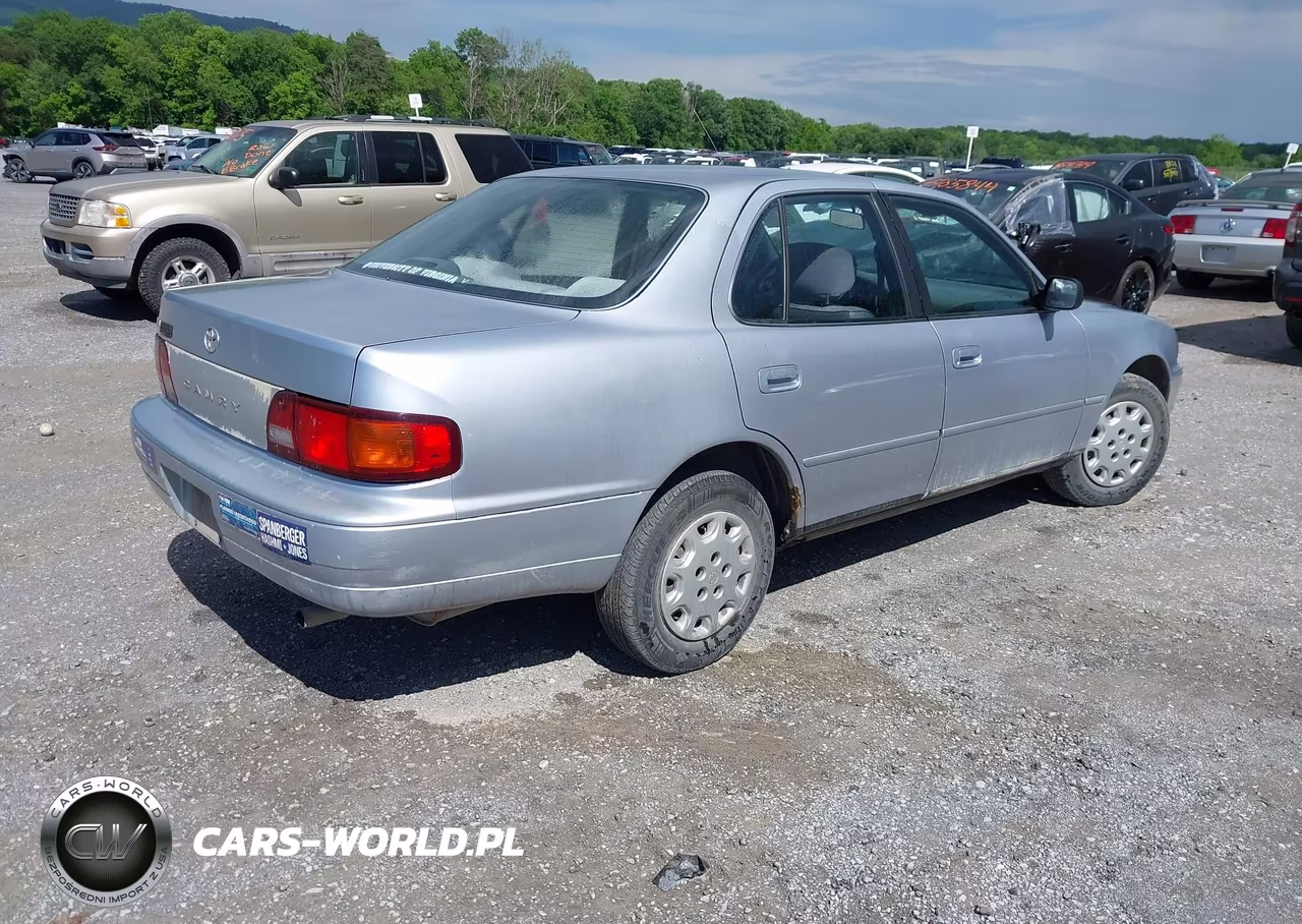 1996 Toyota Camry Dx-Le-Xle VIN:JT2BG12K4T0373225 - 4