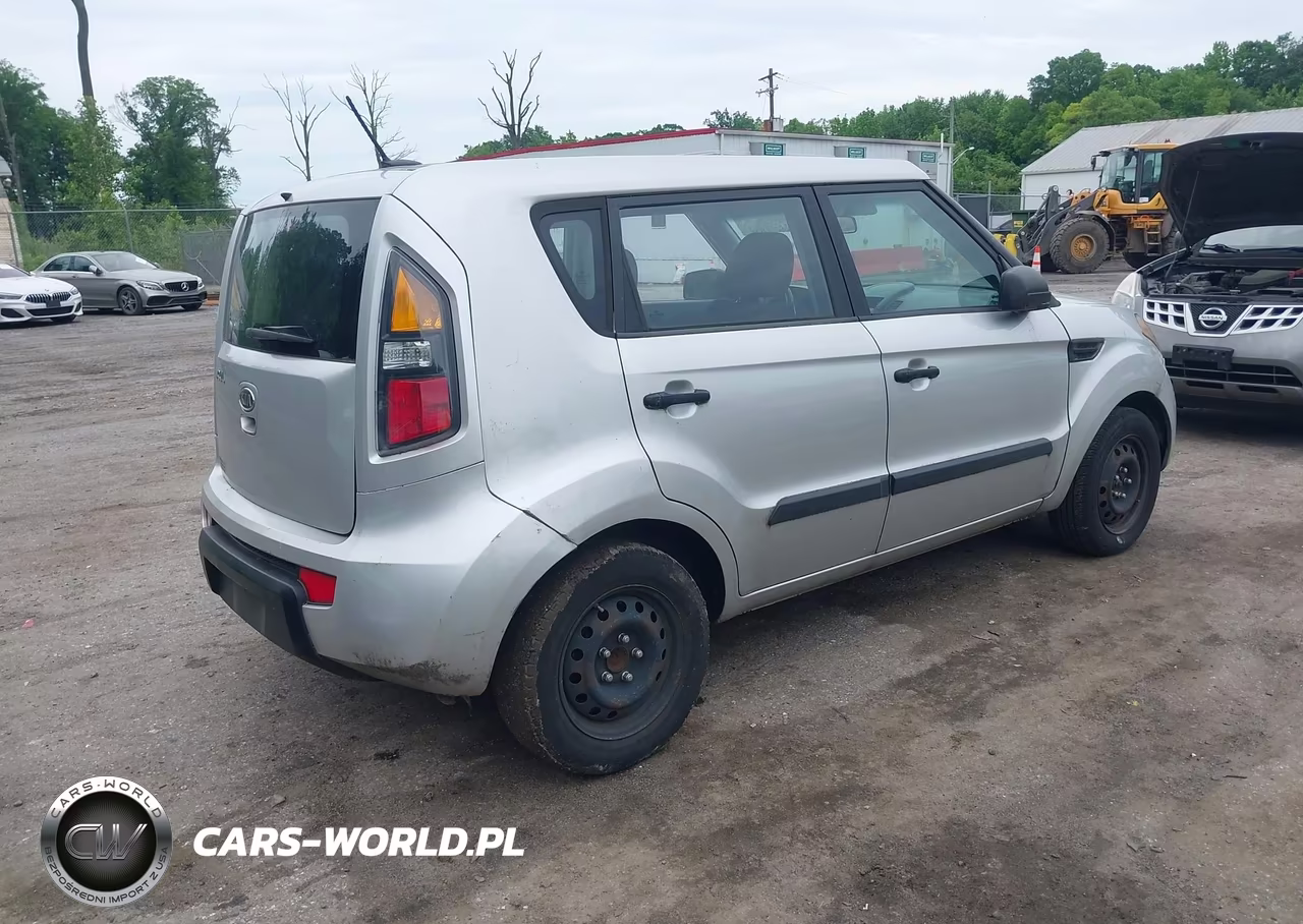 2011 Kia Soul VIN:KNDJT2A10B7262707 - 4