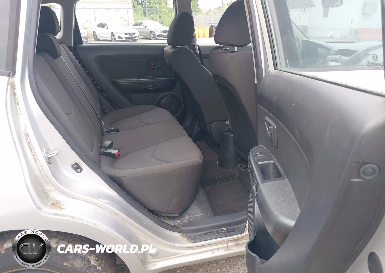 2011 Kia Soul VIN:KNDJT2A10B7262707 - 8