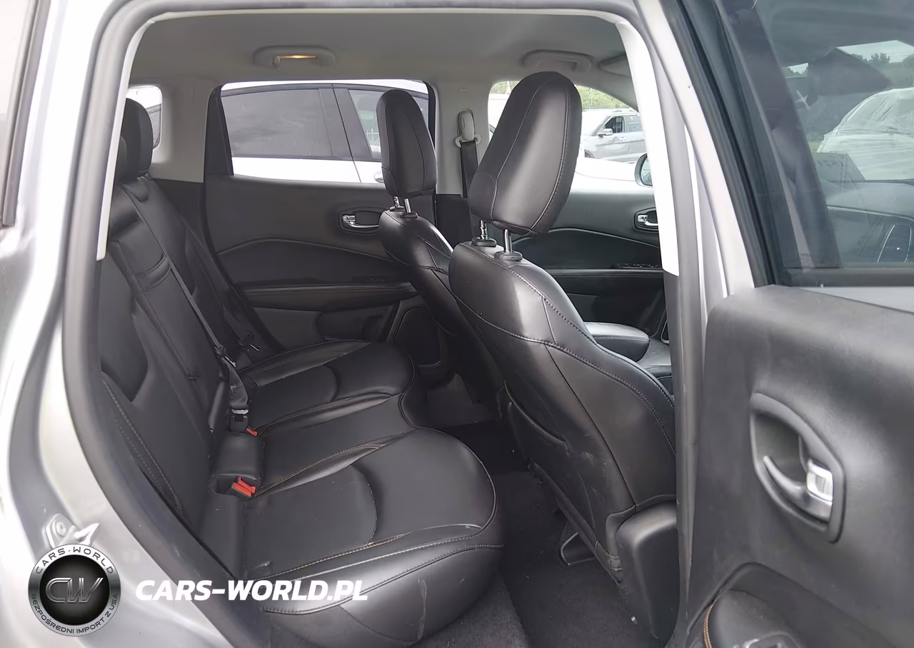 2019 Jeep Compass Limited Fwd VIN:3C4NJCCB1KT679784 - 8
