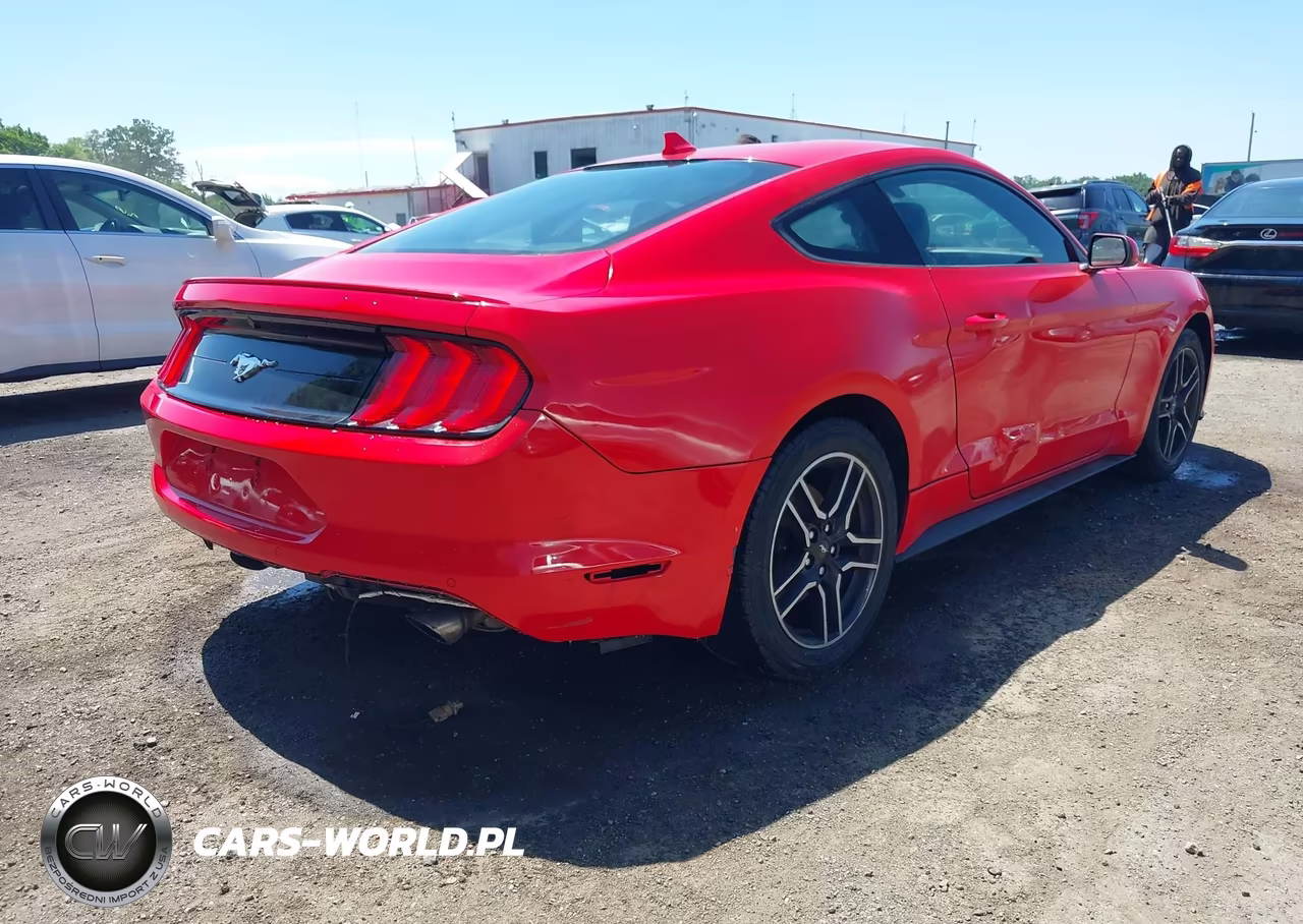 2021 Ford Mustang Ecoboost Premium Fastback VIN:1FA6P8TH4M5105516 - 4