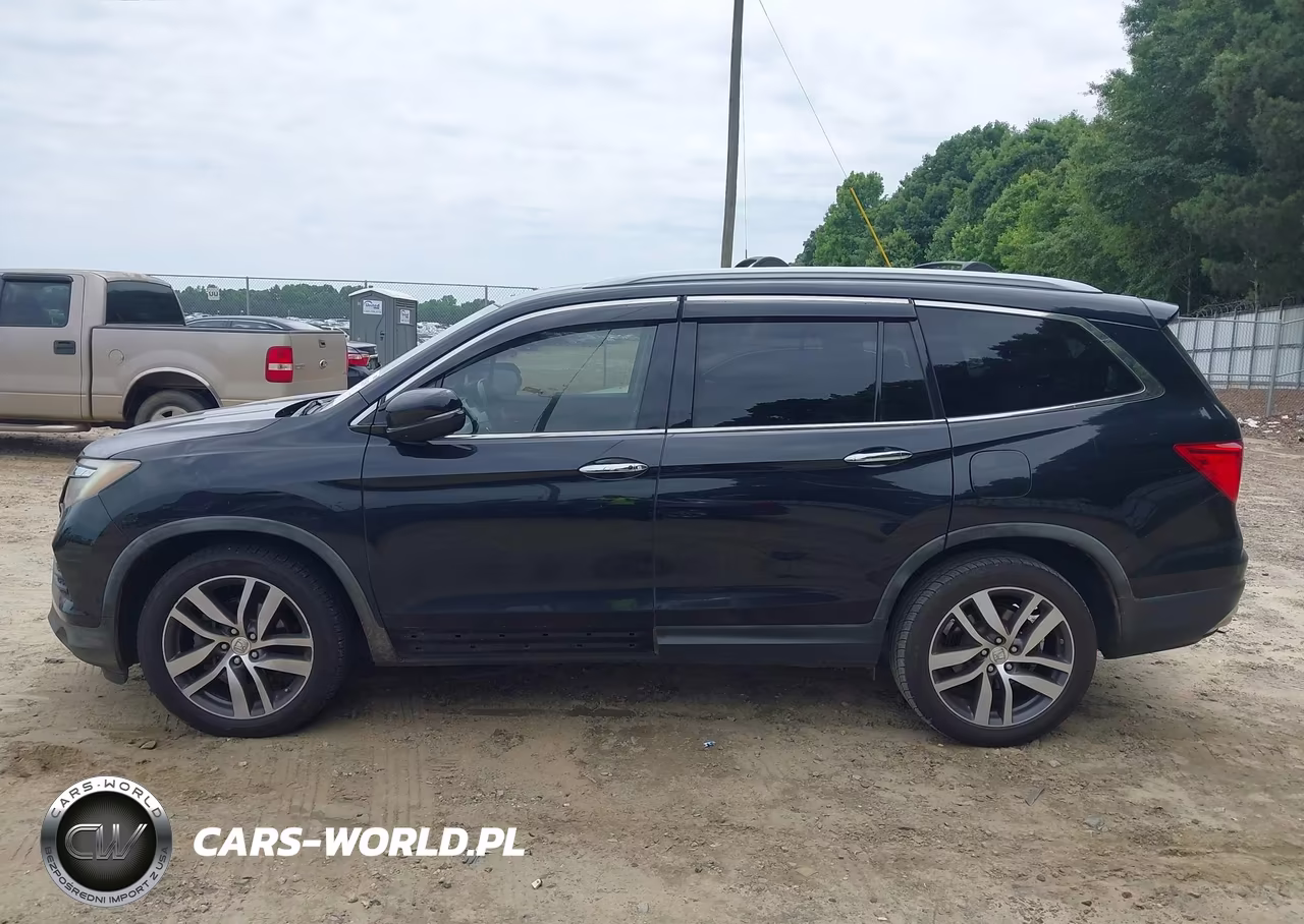 2016 Honda Pilot Touring VIN:5FNYF5H9XGB003419 - 14
