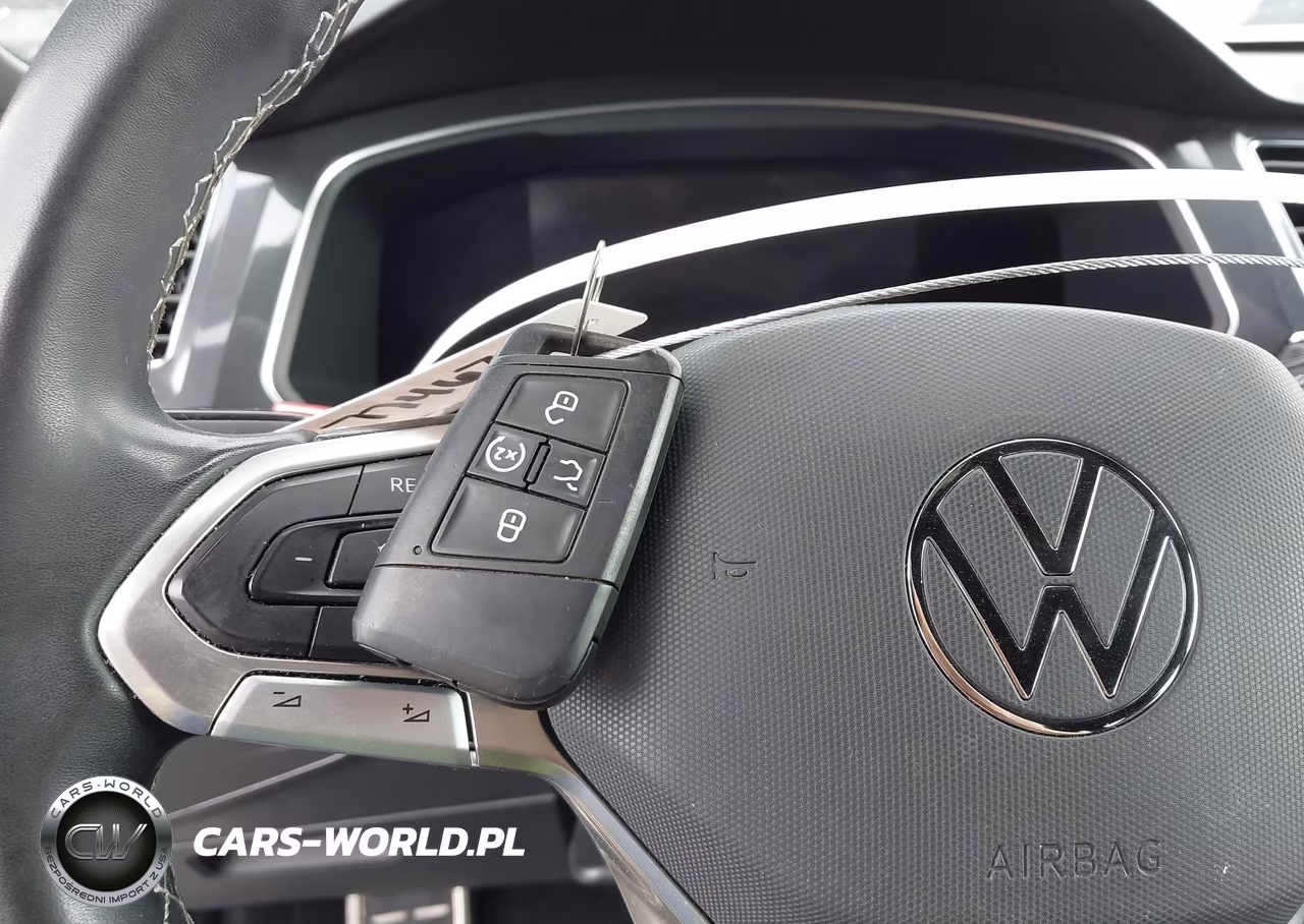2023 Volkswagen Tiguan 2.0T Se R-Line Black VIN:3VVCB7AX0PM070201 - 11