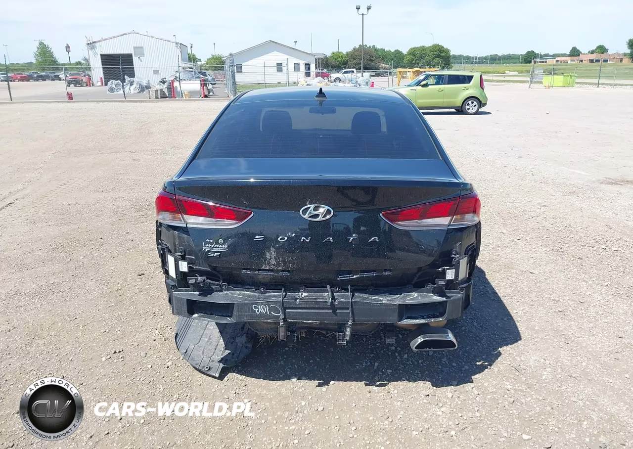 2019 Hyundai Sonata Se VIN:5NPE24AF8KH804871 - 17