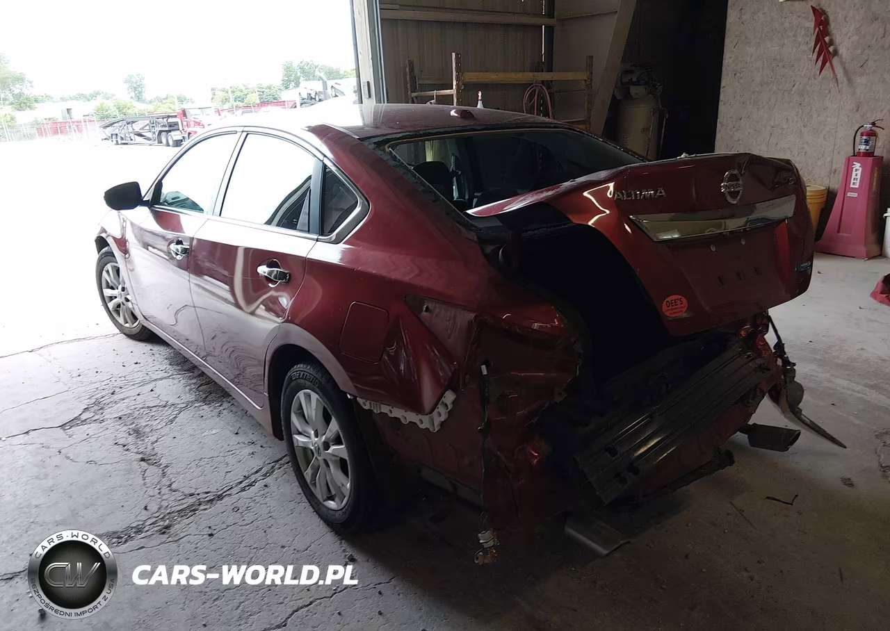 2014 Nissan Altima 2.5 S VIN:1N4AL3AP9EC192667 - 3