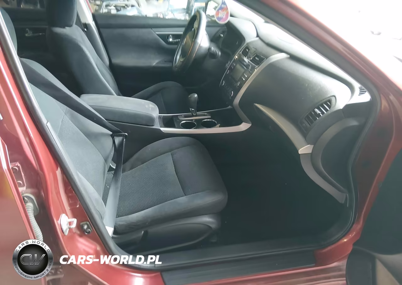 2014 Nissan Altima 2.5 S VIN:1N4AL3AP9EC192667 - 5