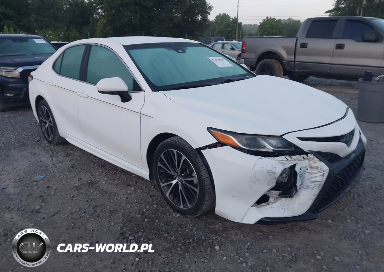 2018 Toyota Camry Se – zdjęcie 1 z 16