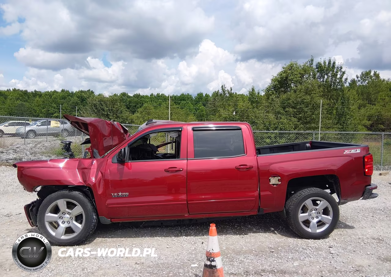 2018 Chevrolet Silverado 1500 2Lt VIN:3GCUKREC5JG226860 - 13