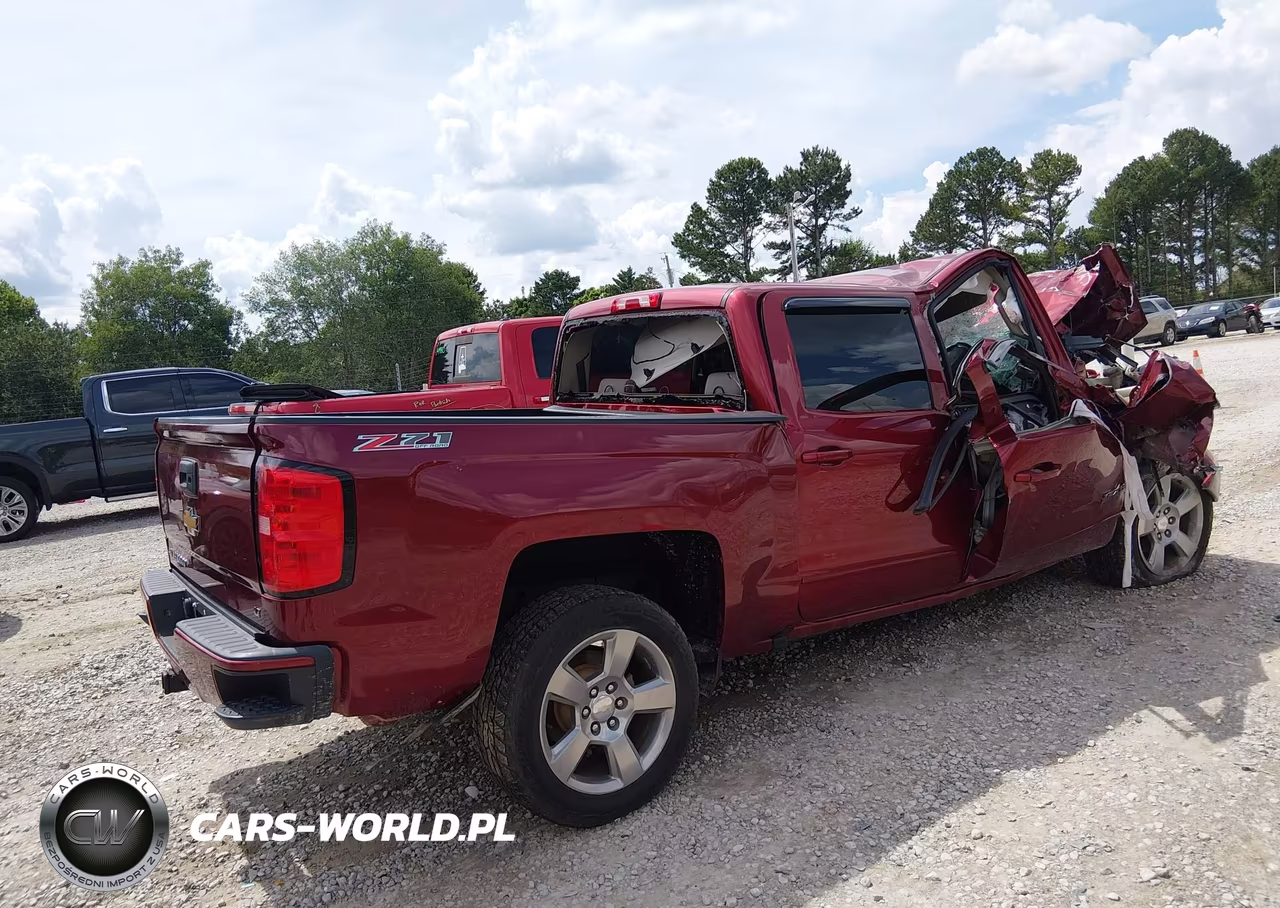 2018 Chevrolet Silverado 1500 2Lt VIN:3GCUKREC5JG226860 - 4