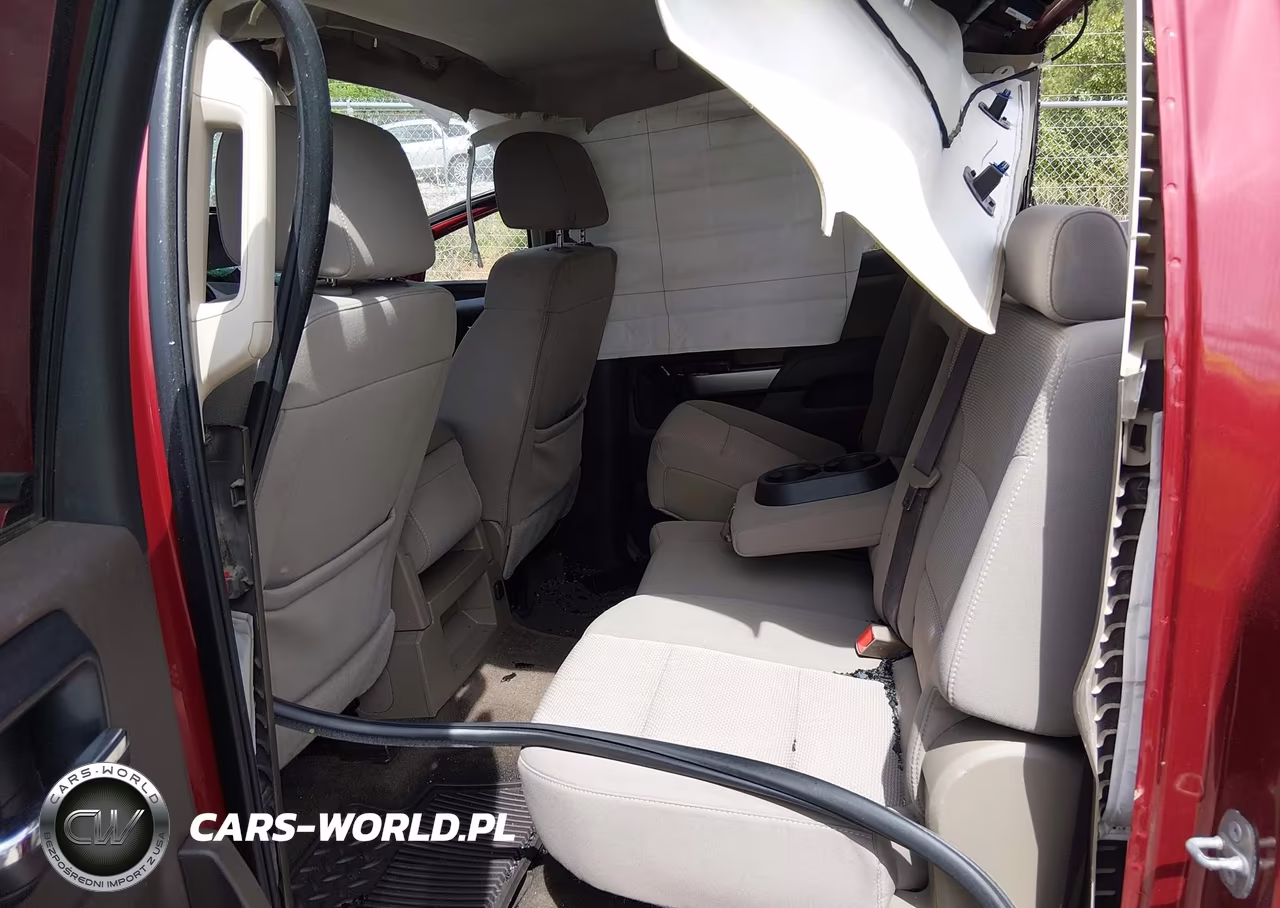 2018 Chevrolet Silverado 1500 2Lt VIN:3GCUKREC5JG226860 - 8